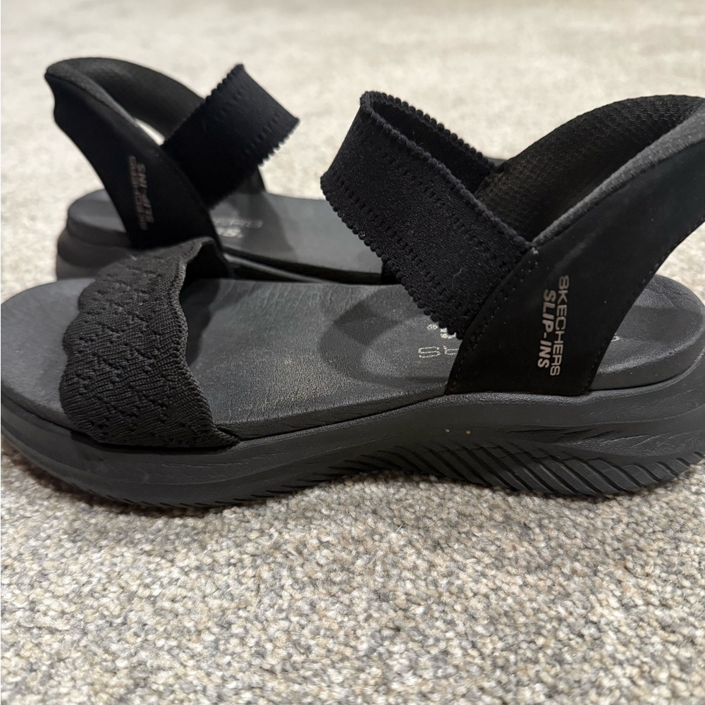 Skechers Black Elastic Strap slip on Sandals